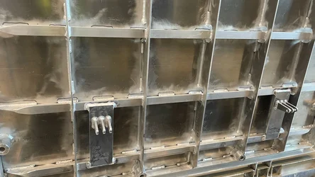 Geschweißte Aluminium-Schiffsstruktur mit Spanten, Steifen und Kehlnähten